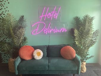 Hotel Delirium